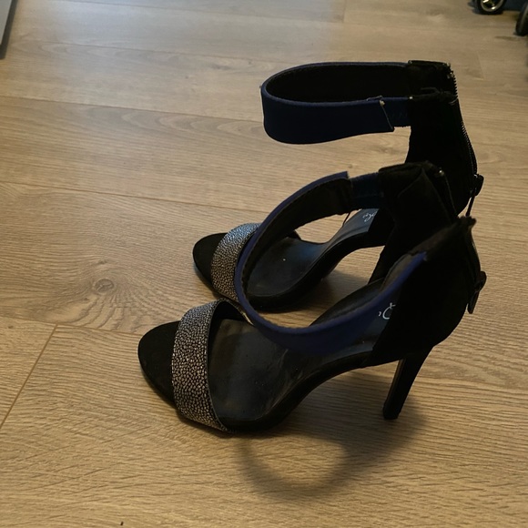 Multi colour heels - Picture 2 of 3